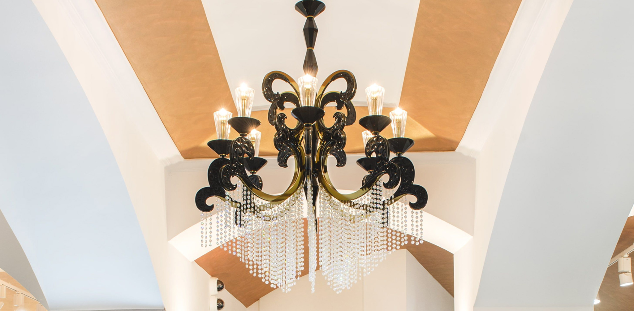 modern chandelier wave in luxury fashion store